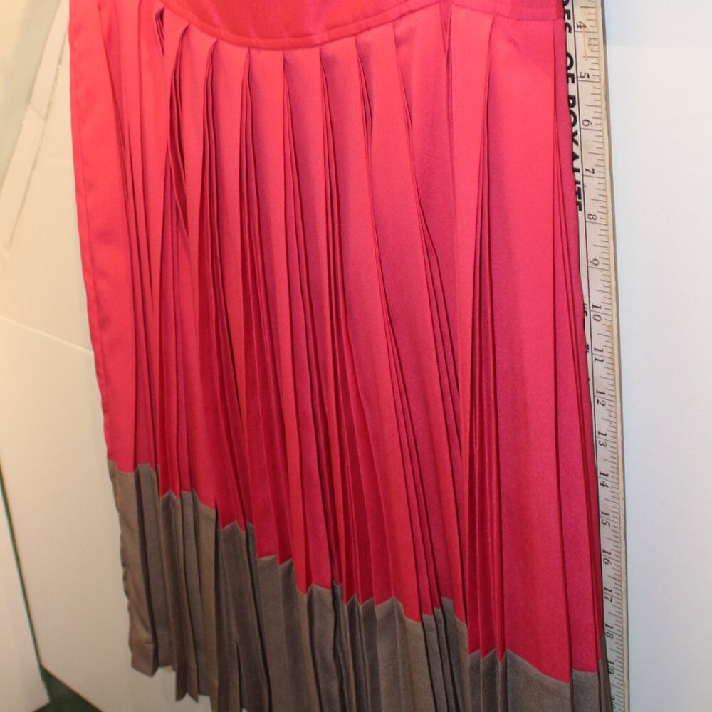 Loft pleated skirt, size 10